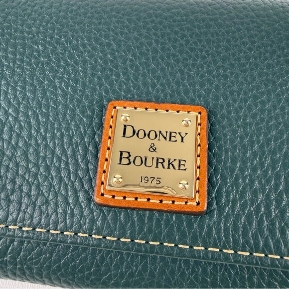Dooney & Bourke Pebbled Leather Continental Wallet Deep Forest Green Crossbody - Picture 2 of 8